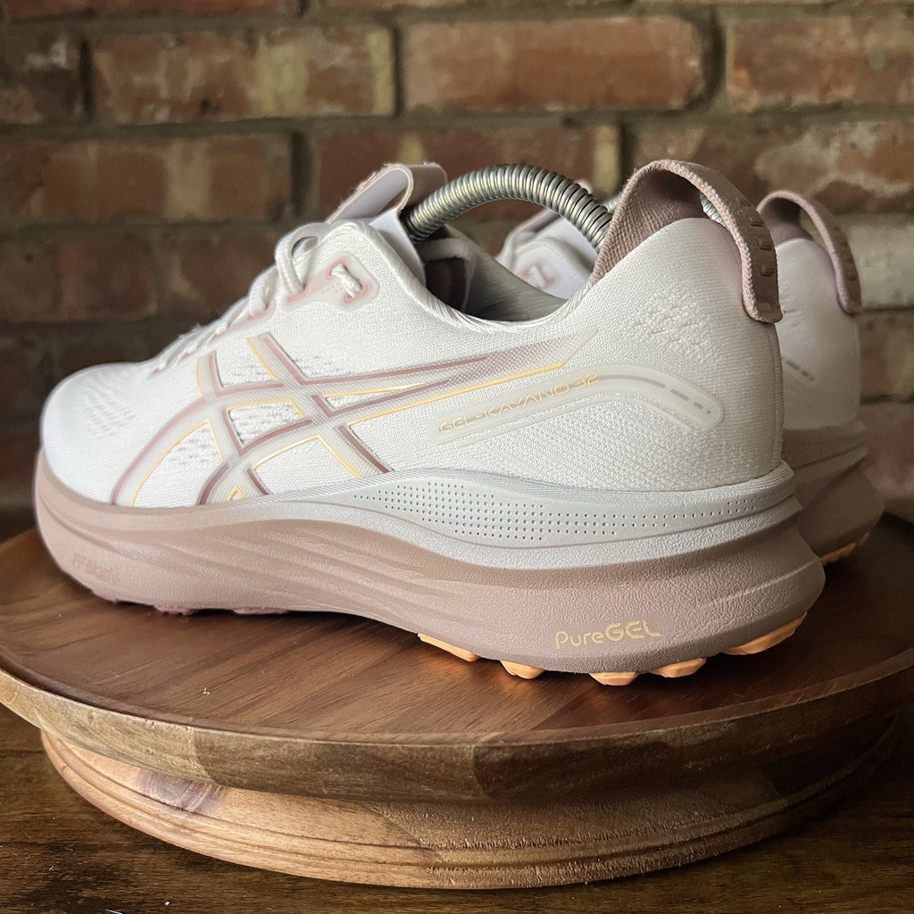 Asics Gel-Kayano 32 Stability Max Cushion Women's 9.5 White Taupe Running Shoes