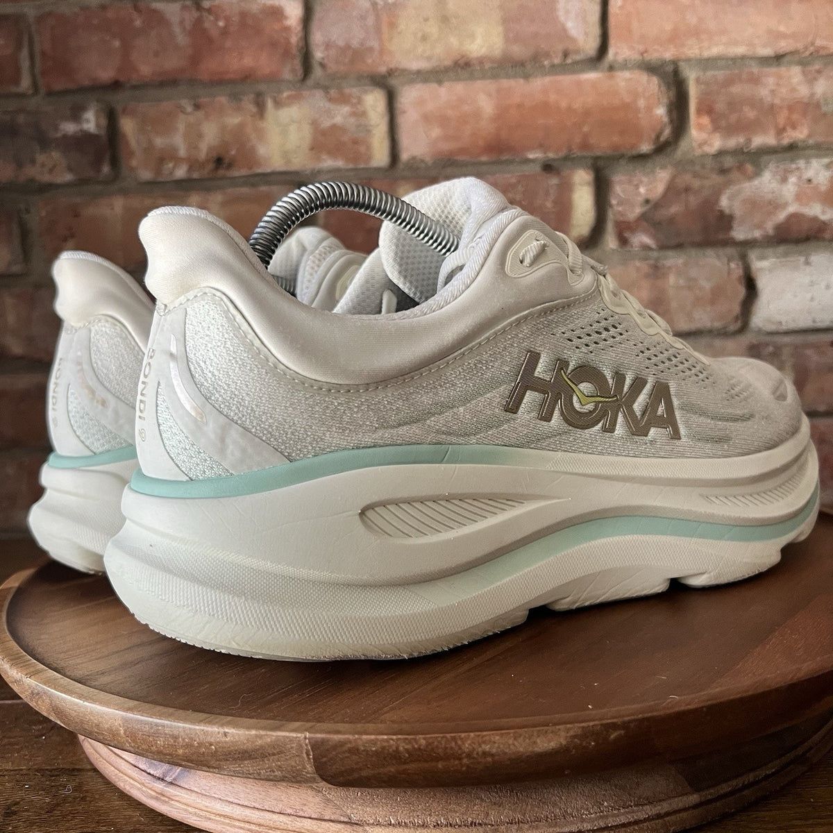 Hoka One One Bondi 9 Cream Green Womens 12 Men's 10.5 Max Cushion Shoes Sneakers