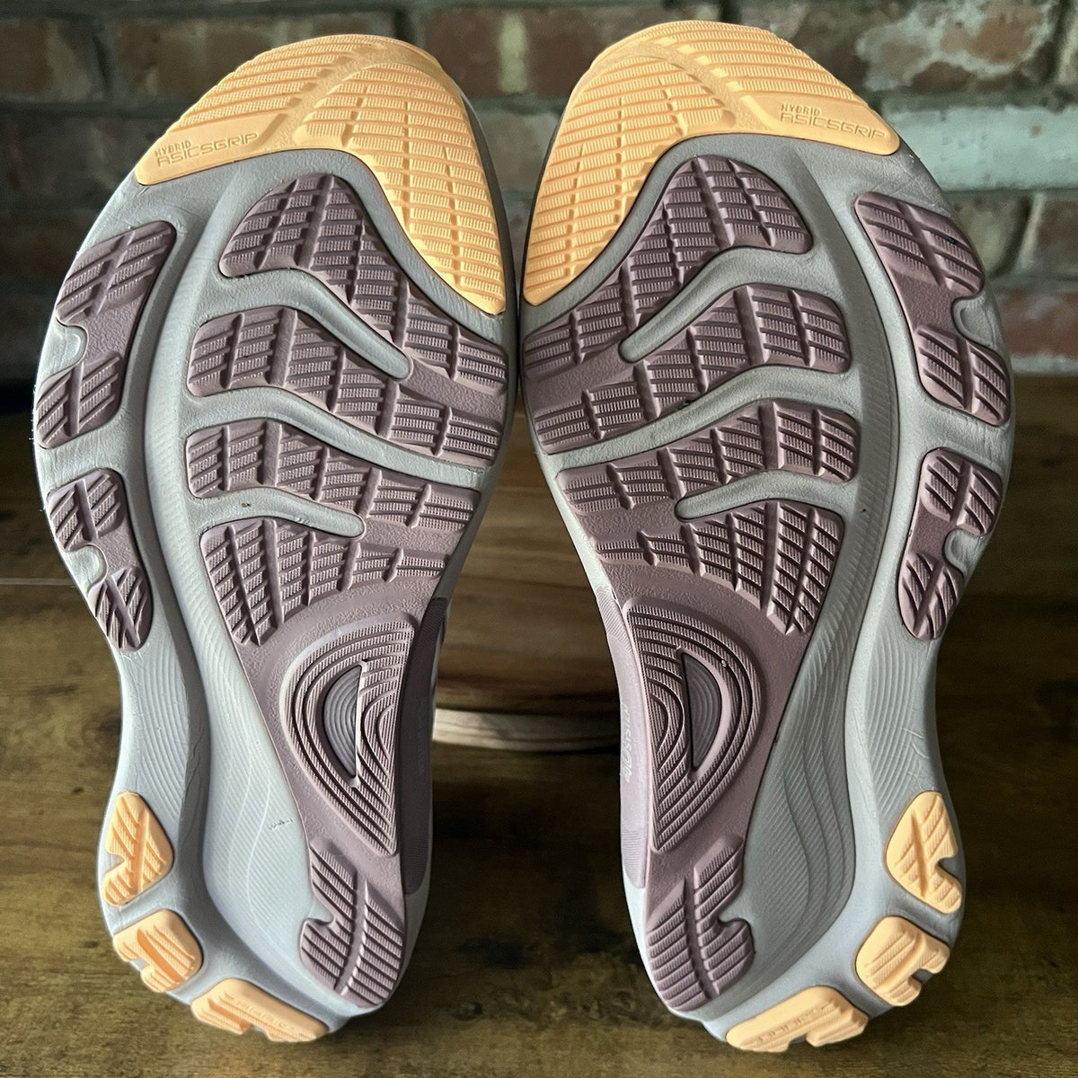 Asics Gel-Kayano 32 Stability Max Cushion Women's 9.5 White Taupe Running Shoes