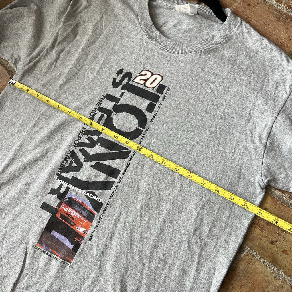 Chase Authentic Tony Stewart 20 Shirt Men's Medium Long Sleeve Grey