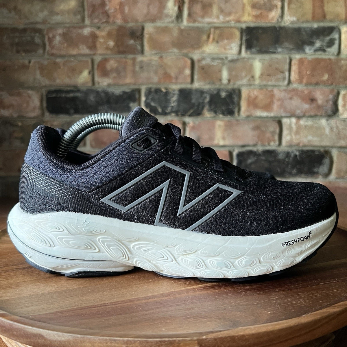 New Balance Fresh Foam X 860v14 Black White Cushioned Women's 6.5 Shoes Sneakers