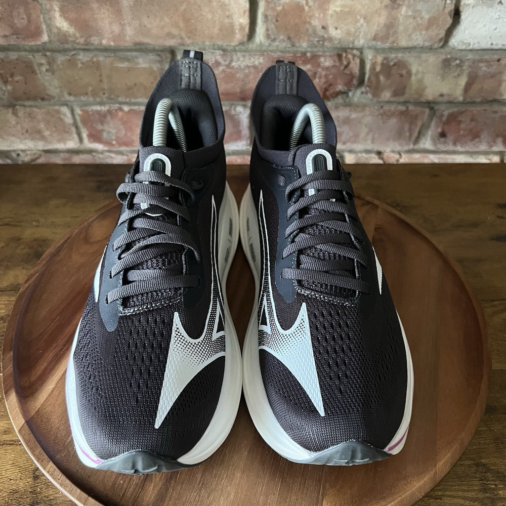 Mizuno Neo Zen Womens Size 10 Black Max Cushion Running Shoes Sneakers