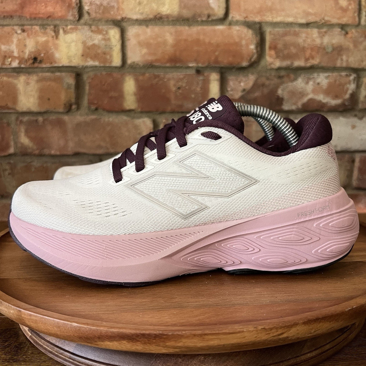 New Balance Fresh Foam X 880 v15 Womens 6.5 Pink White Running Shoes Sneakers