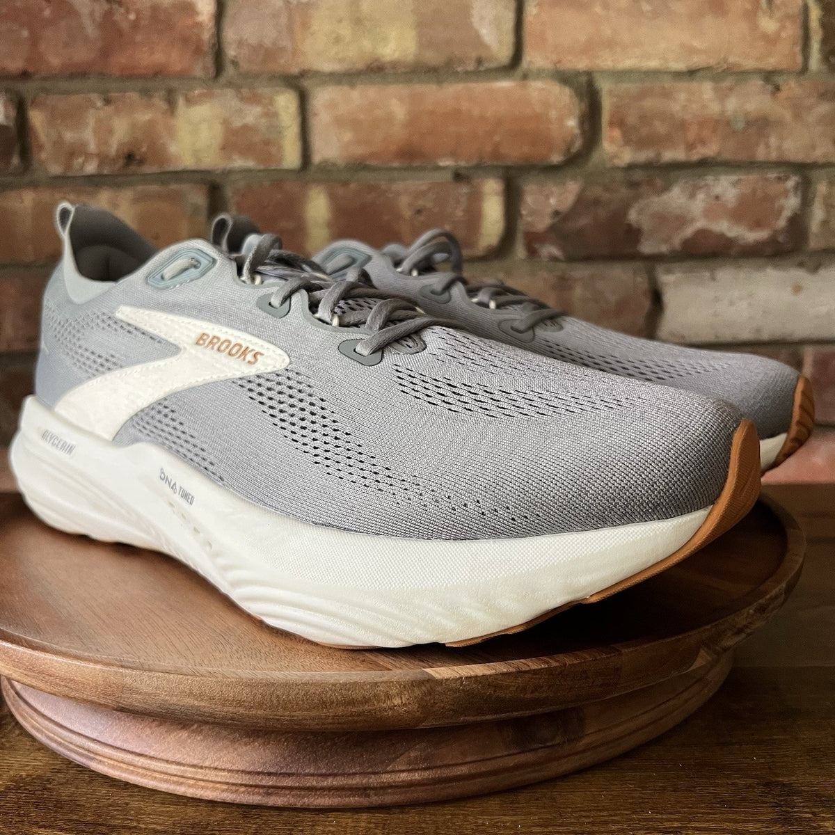 Brooks Glycerin 22 Mens 14 Primer Gray Neutral Cushion Running Shoe Sneakers