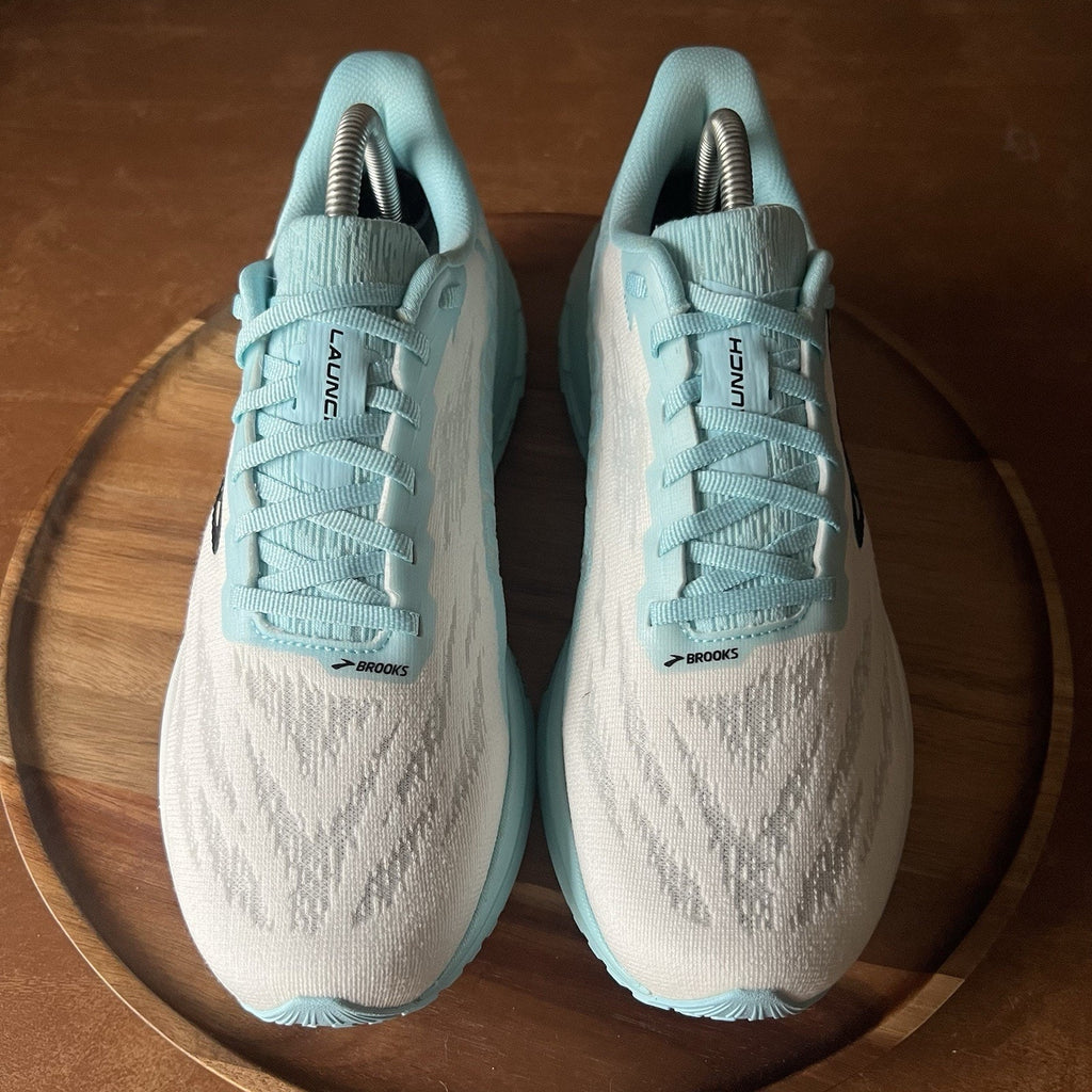 Brooks Launch 11 Men's 9 White Blue Daily Road Running Walking Shoes Sneakers