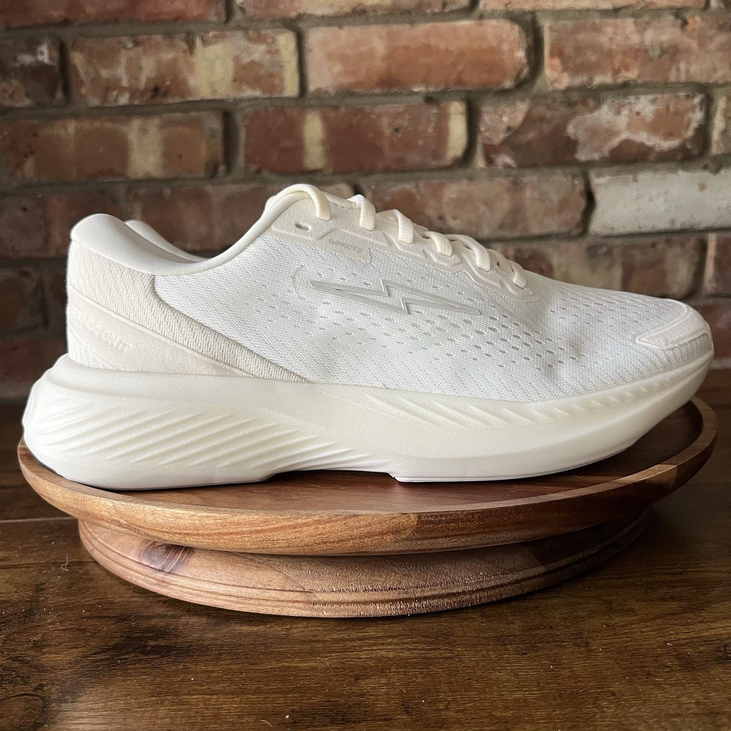 Hylo Athletics HyloIMPACT Neutral Mens Size 9 White Mid Cushion Running Shoes