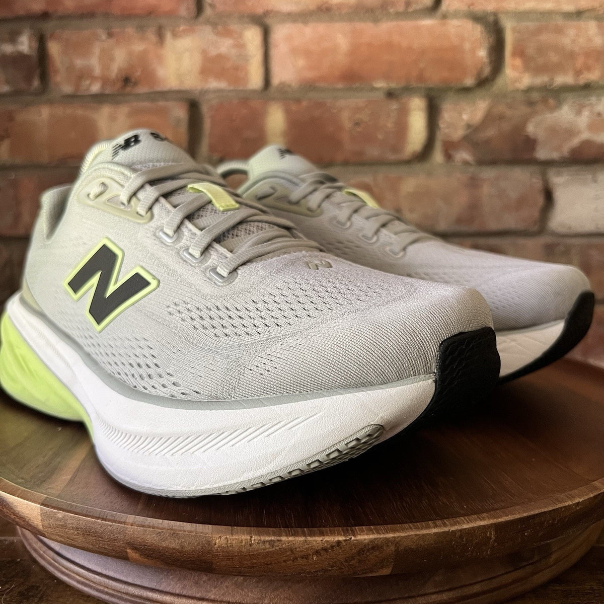 New Balance Fresh Foam X 860v15 Mens Size 9 2E Gray Glow Running Shoes Sneakers