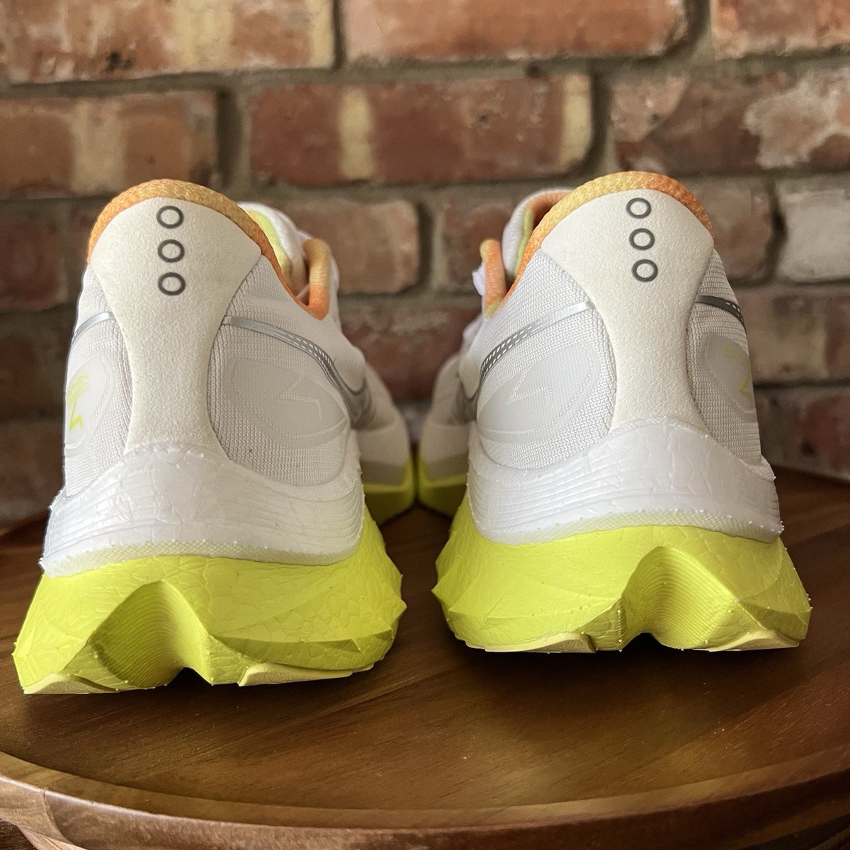 Saucony Endorphin Speed 4 Women's 10 White Sunny Speedroll Cushion Running Shoes
