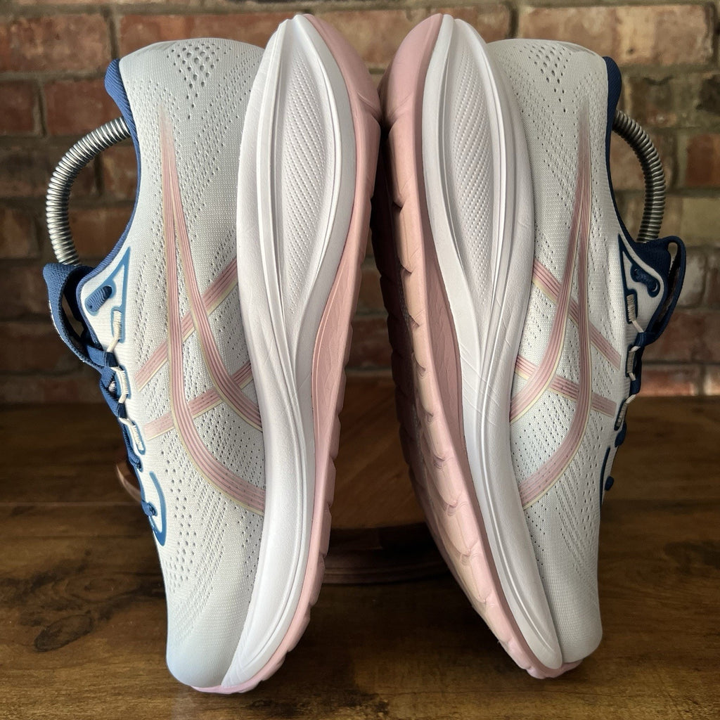 Asics Gel-Cumulus 28 Running Womens 10.5 Mid Cushion Blue Mesh Shoes Sneakers