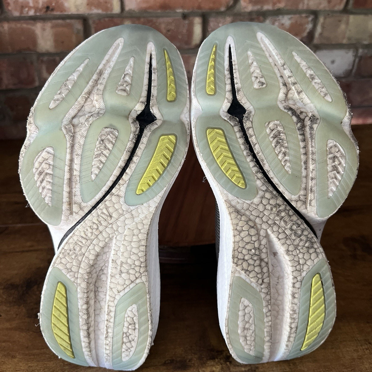 Saucony Endorphin Azura Silver PWRRUN PB Speed Roll Running Shoes Men's 8.5
