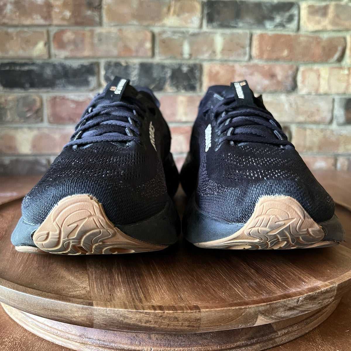 Brooks Adrenaline GTS 25 Supportive Mens 9.5 Black Gum Running Shoes Sneakers