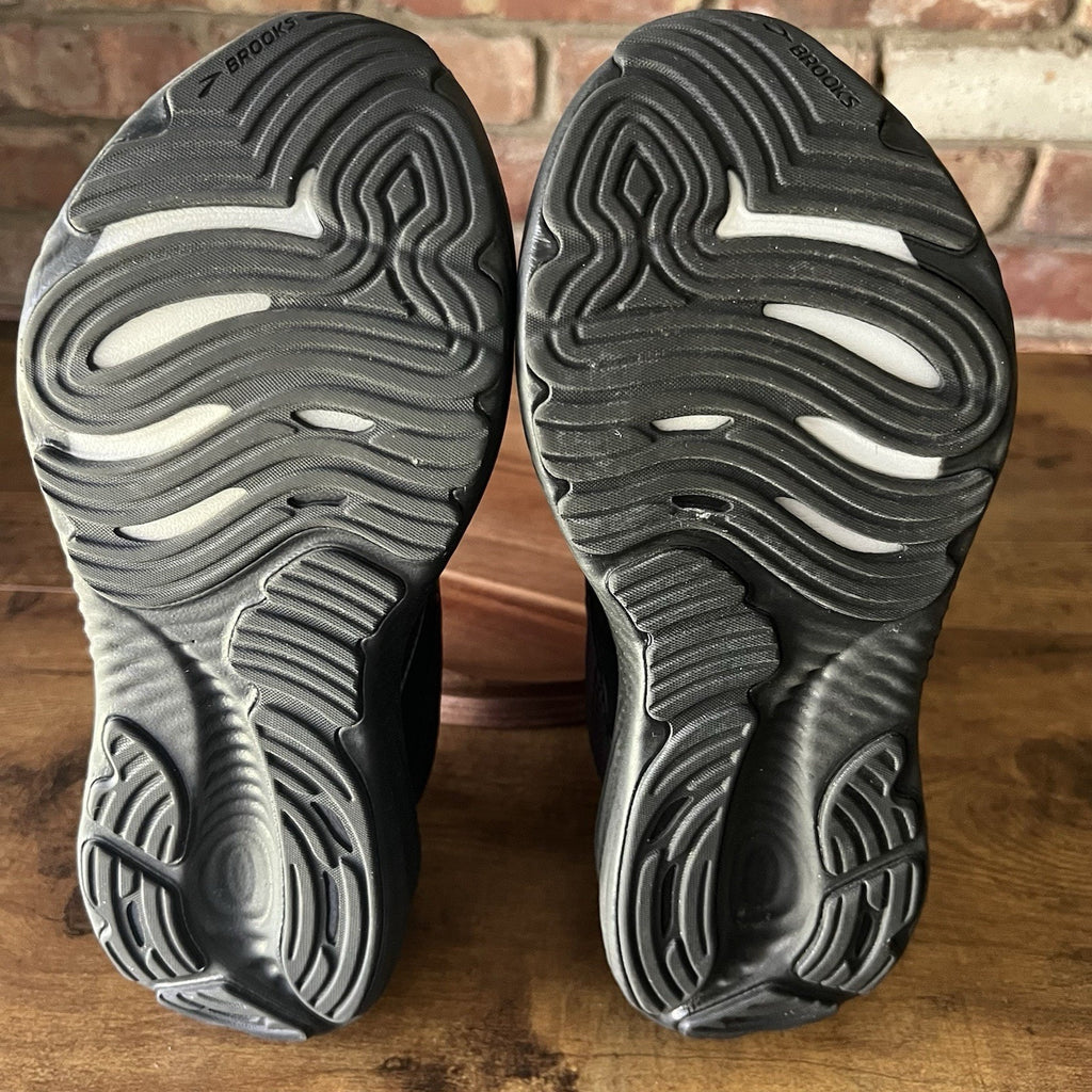 Brooks Glycerin 22 Womens 11 Black Plush Cushion Running Walking Shoes Sneakers