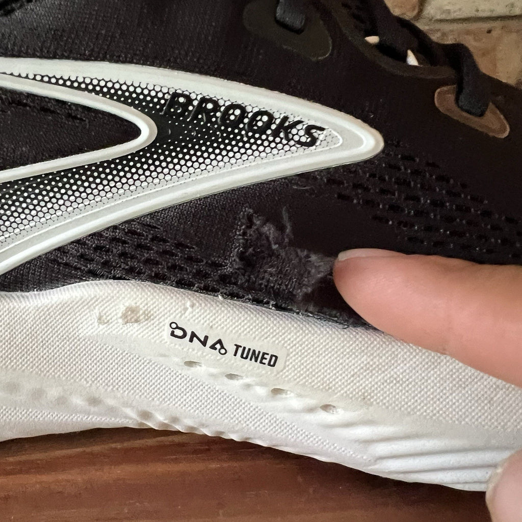 Brooks Glycerin 22 Women's 11 Black White Plush Cushioned Running Shoes Sneakers