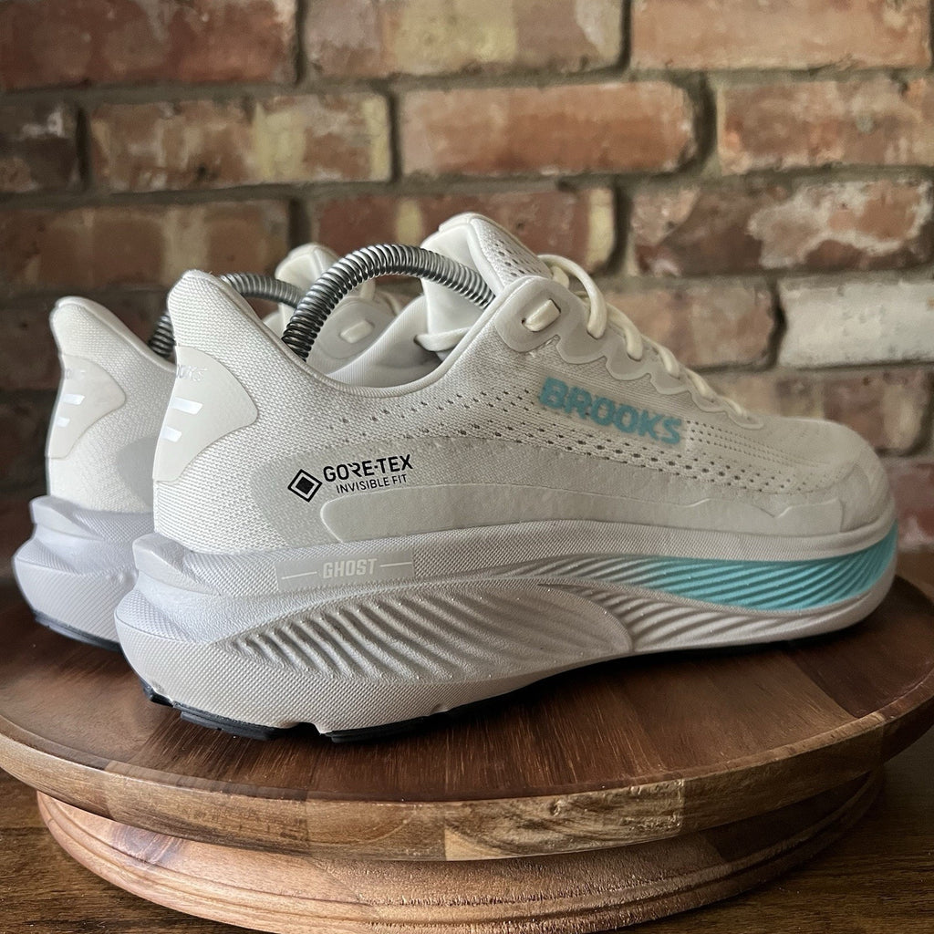Brooks Ghost GORE-TEX Women's 11.5 Neutral Balance Cushion Blue White Shoes