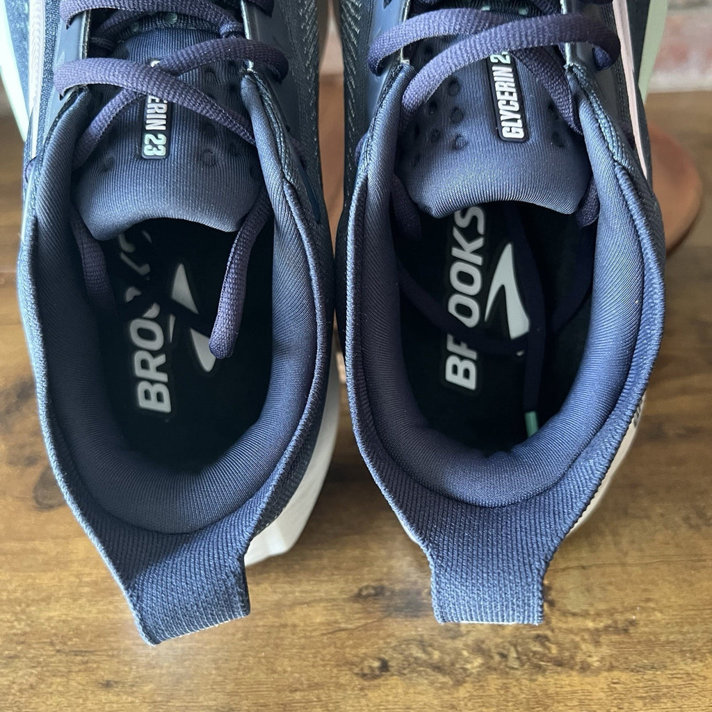 Brooks Glycerin 23 Womens 8 Wide Blue Running Shoes Sneakers Plush Cushion