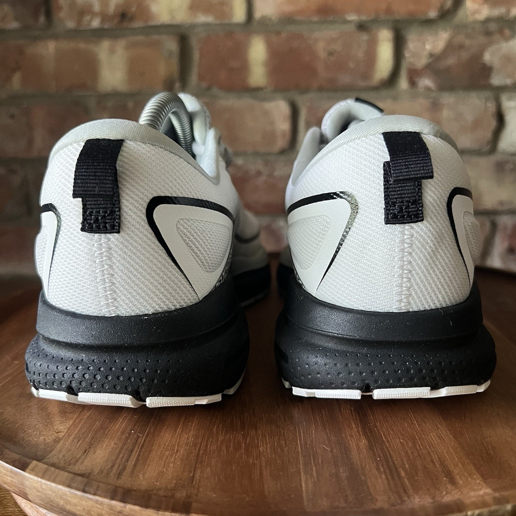 Brooks Trace 3 Womens 8.5 White Black White Neutral Balanced Cushion Shoes