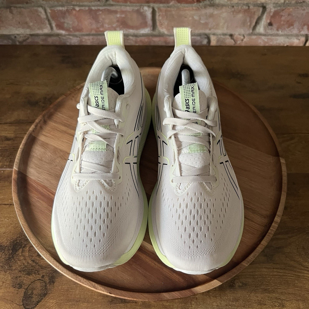 Asics GlideRide Max Cushion Running Womens 7.5 Beige Running Shoes Sneakers