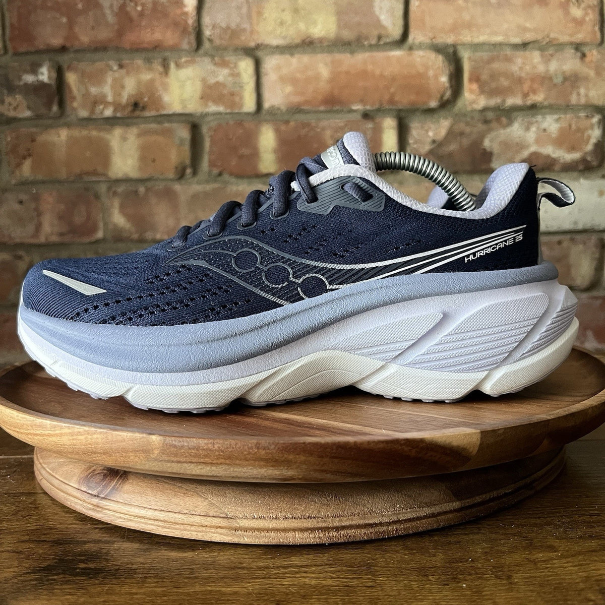 Saucony Hurricane 25 Womens Size 8 Blue Purple Road Running Shoes Sneakers