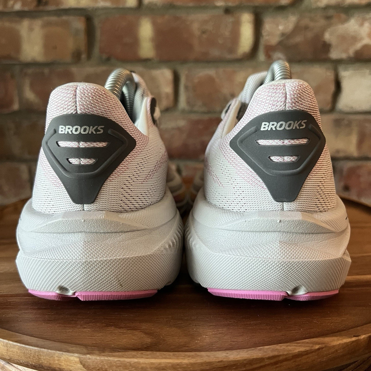 Brooks Ghost 17 Womens 6 2A Gray White Pink Neutral Running Shoes Sneaker