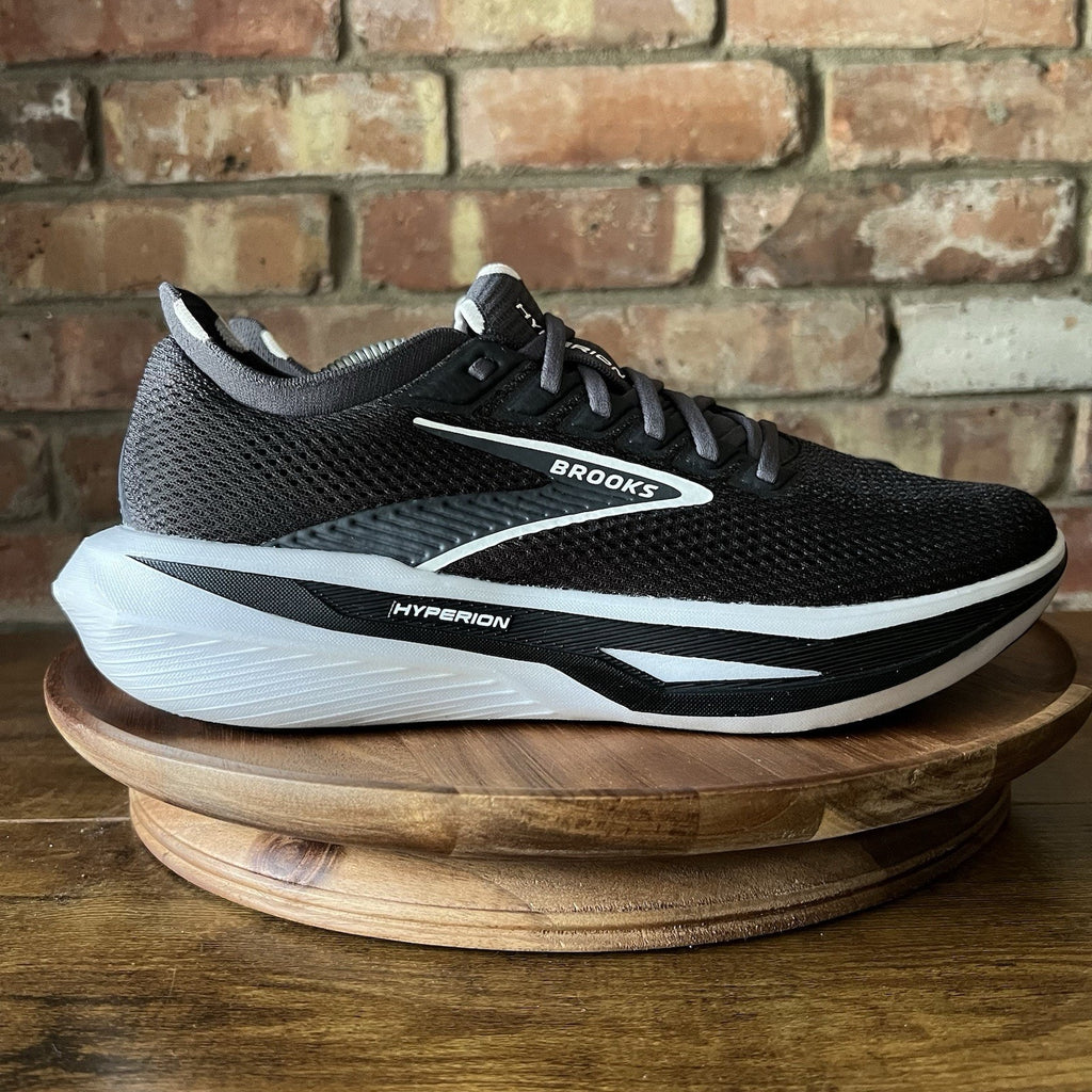 Brooks Hyperion 3 Women's 10 Black Balanced Cushioned Running Shoes Sneakers