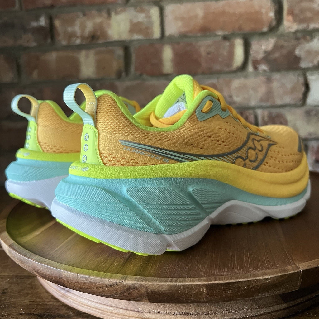 Saucony Hurricane 25 Stability Max Cushion Sunrise Citron Running Shoes Womens 5