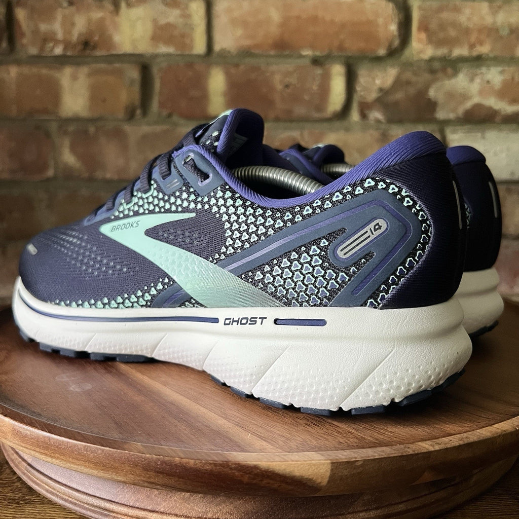 Brooks Ghost 14 Womans 9.5 Neutral Cushion Running Navy White Sneakers Shoes
