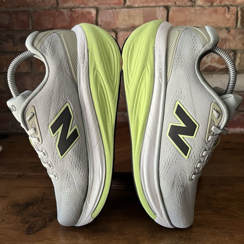 New Balance Fresh Foam X 860v15 Mens Size 9 2E Gray Glow Running Shoes Sneakers