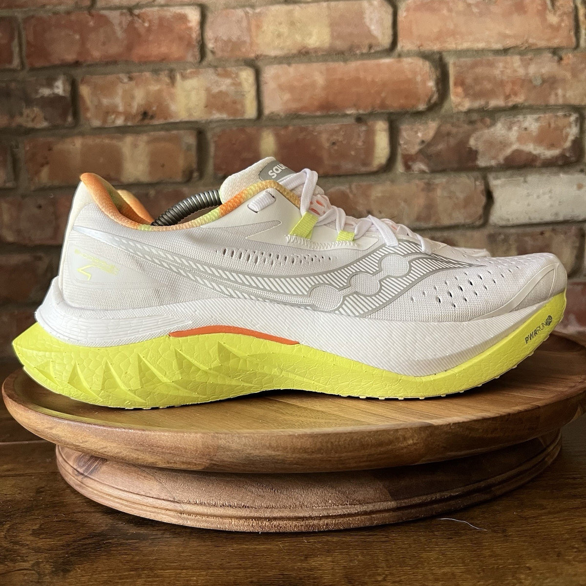 Saucony Endorphin Speed 4 Women's 10 White Sunny Speedroll Cushion Running Shoes
