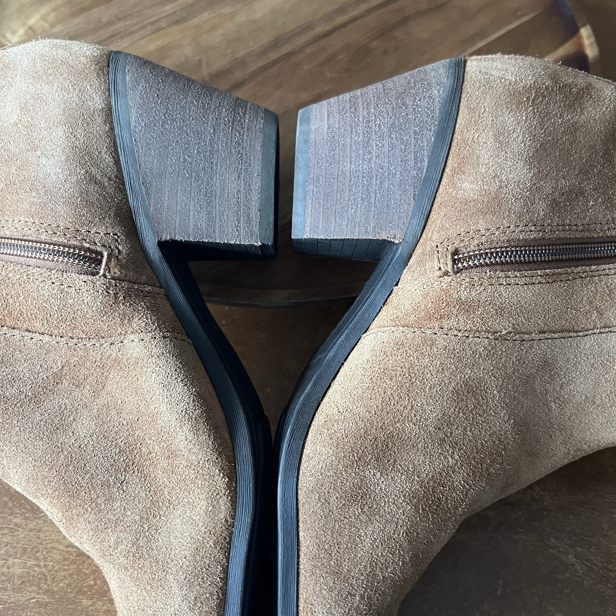 Frye Sandra Chelsea Block Heel Western Boots Cognac Suede Leather Women's 9