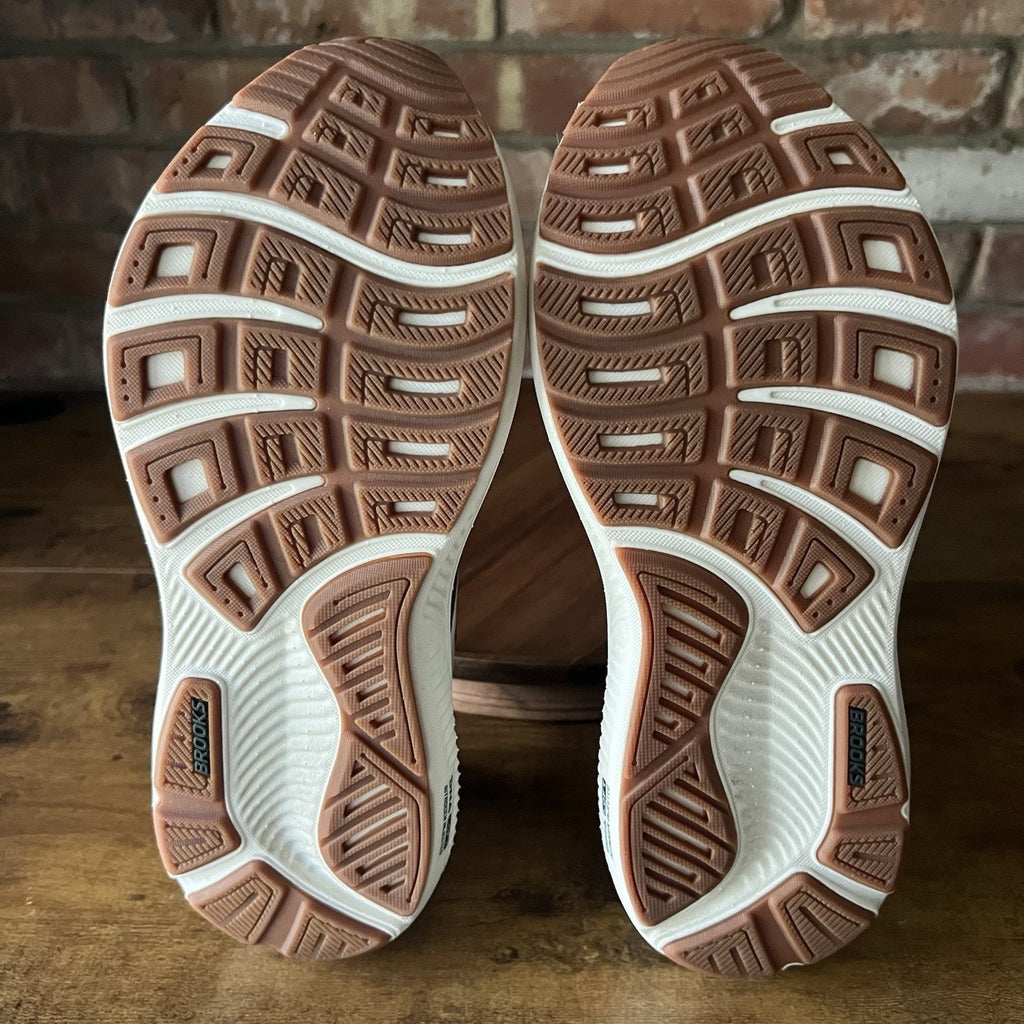 Brooks Ghost 18 Men's 8.5 Balanced Cushion White Spruce Running Shoes Sneakers