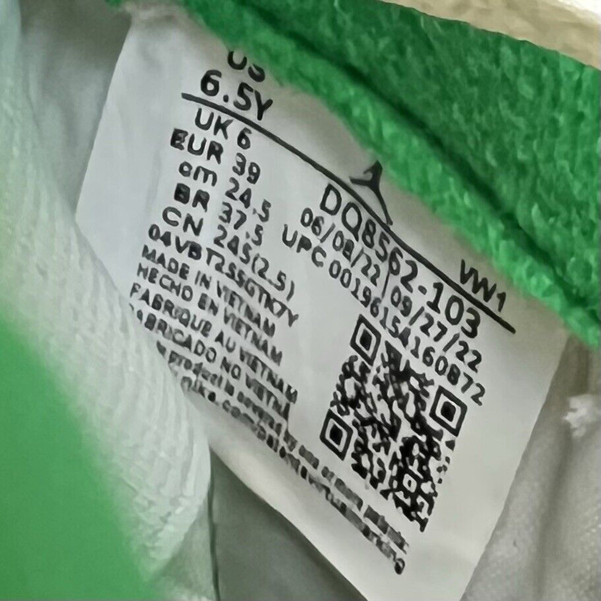 Nike Air Jordan 2 Retro GS Lucky Green Cream Youth 6.5 Women's 8 Shoes Sneakers