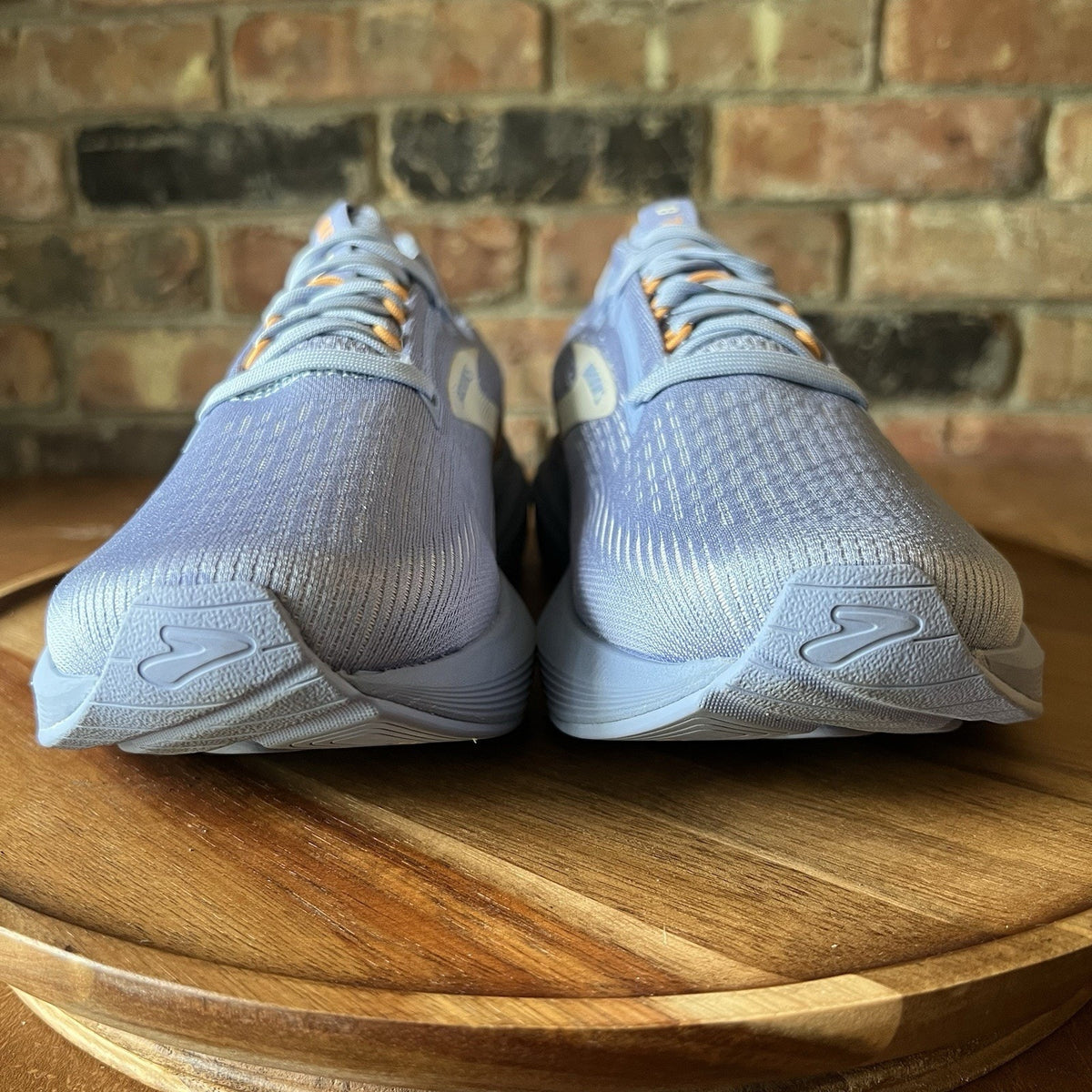 Brooks Revel 8 Blue Orange Women's 7.5 Cushioned Walking Running Shoes Sneakers