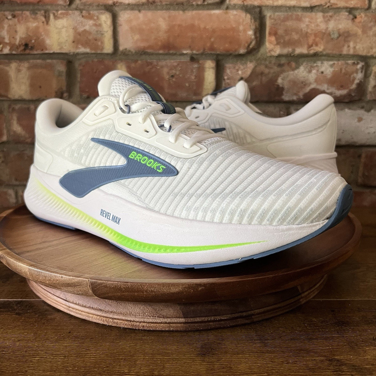 Brooks Revel Max Men's 13 Balance Cushion Blue White Running Shoes Sneakers