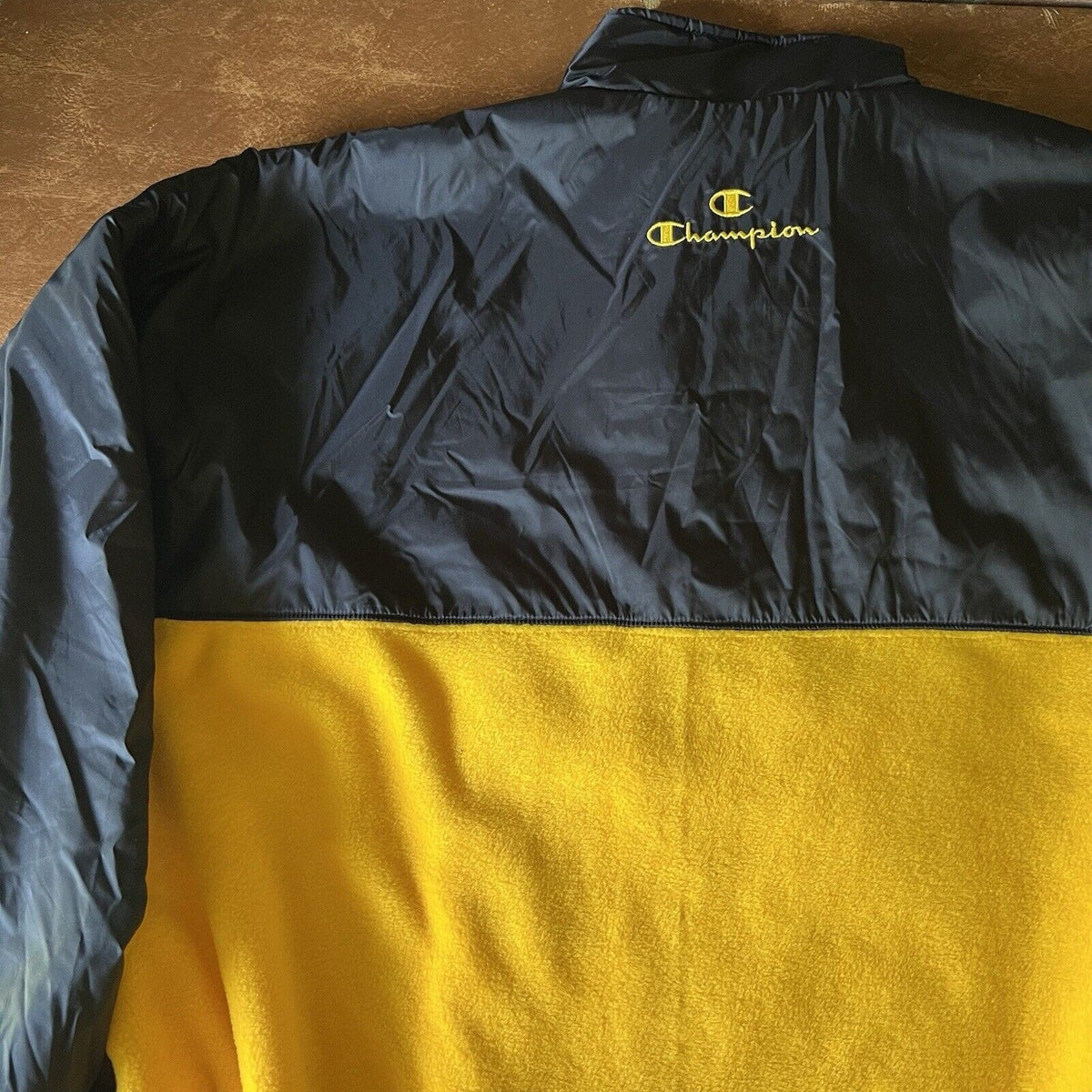 Vintage Yellow Black Champion Fleece Jacket Size XL Mountaineers Kangaroo Pouch