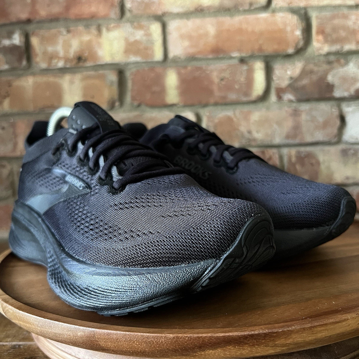 Brooks Adrenaline GTS 25 Supportive Black 8 Women Neutral Running Sneaker Shoes