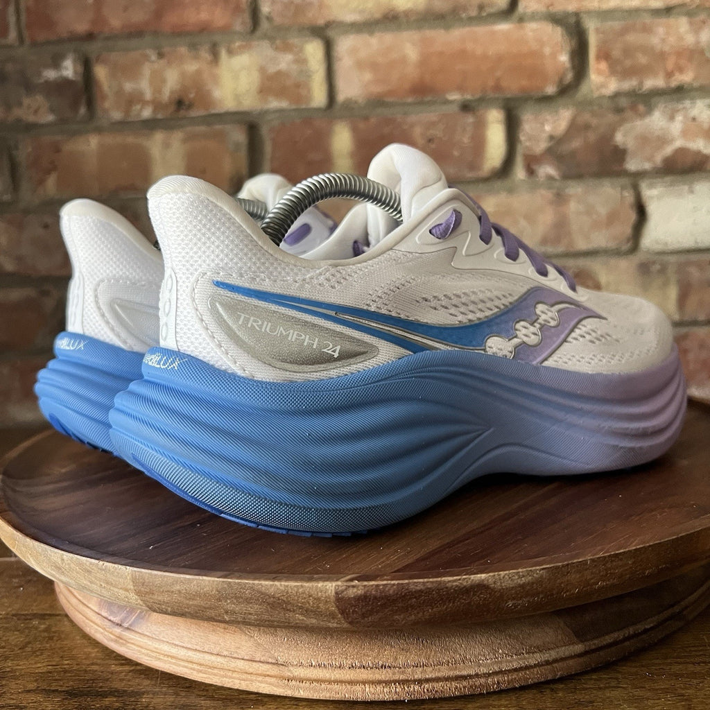 Saucony Triumph 24 Women's Size 7 Blue Max Cushioned Running Shoes Sneakers