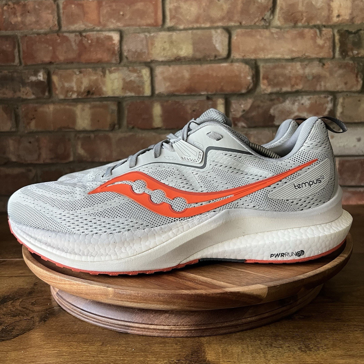 Saucony Tempus 2 Cloud Pepper 14 Stability Cushioned Running Shoes Sneakers