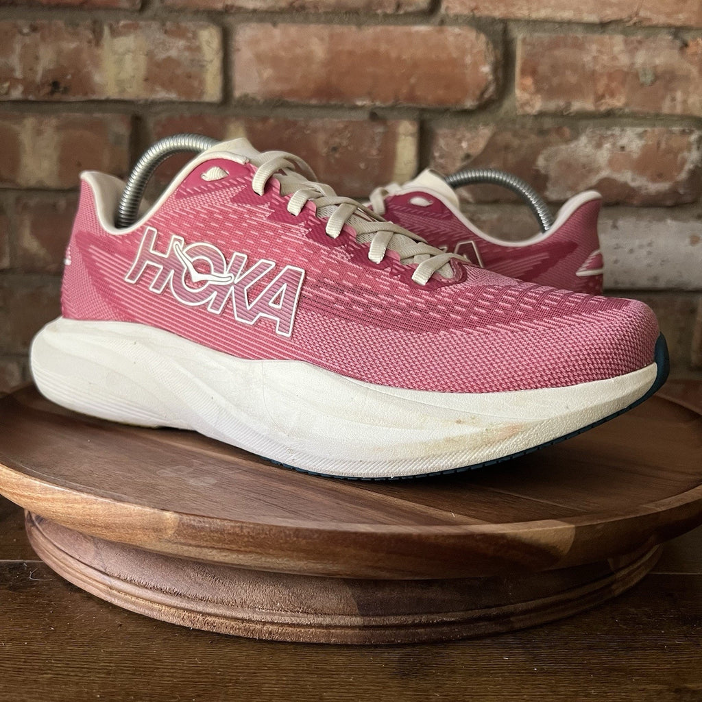 HOKA Mach 7 Lingonberry Neutral Balanced Cushion Running Shoes Women's Size 10