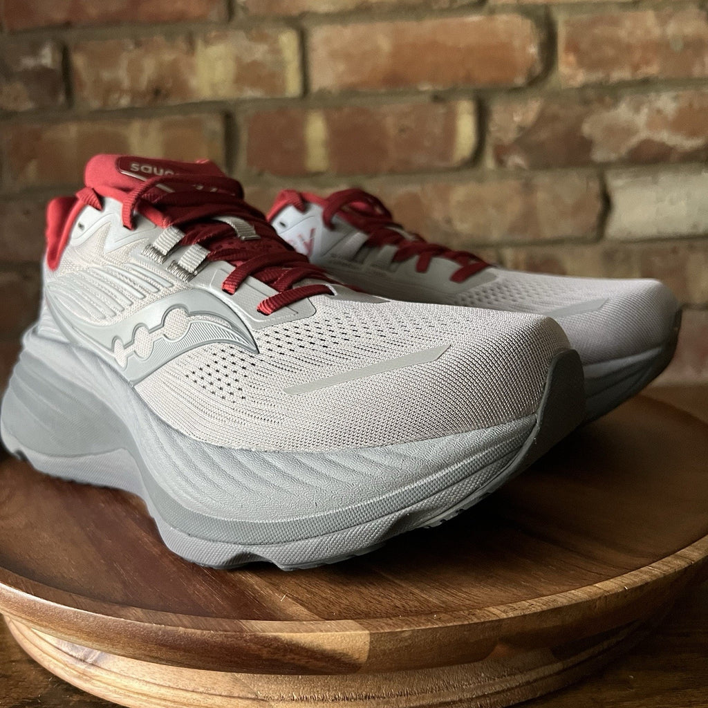 Saucony Hurricane 24 Max Cushion Stability Men's 7.5 Gray Crimson Running Shoes