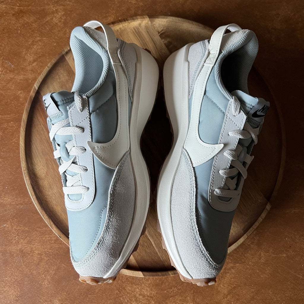 Nike Waffle Debut Light Pumice Sail Teal Suede Sneakers Shoes Women’s Size 6