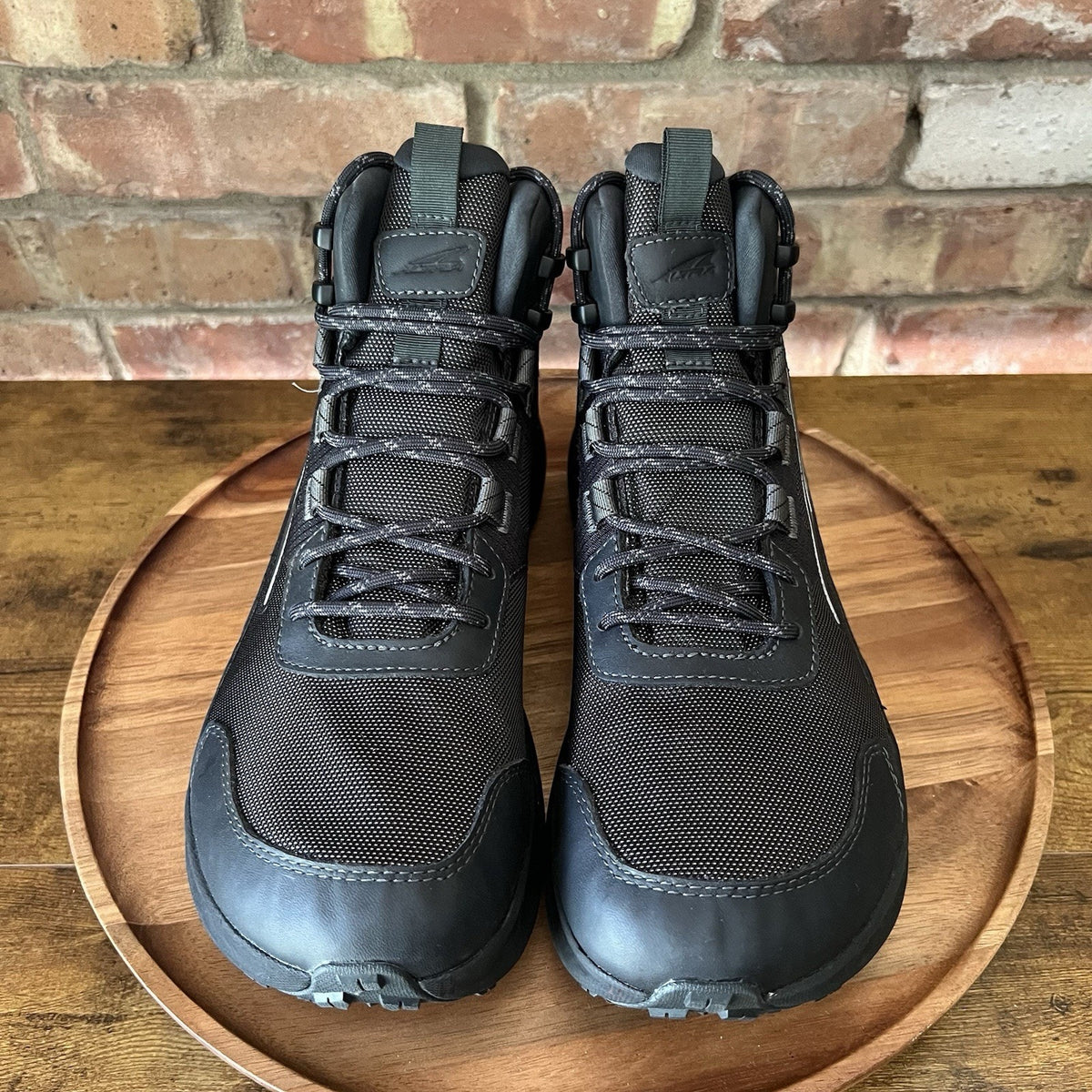 Altra Vibram Timp Hiker GTX Womens 11 Black Trail Hiking Shoes Sneakers