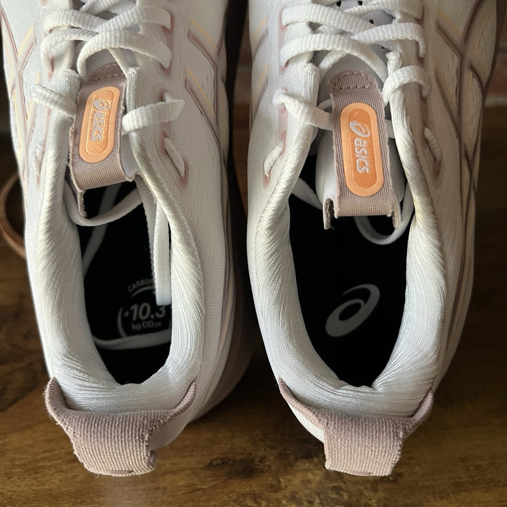 Asics Gel-Kayano 32 Stability Max Cushion Women's 9.5 White Taupe Running Shoes