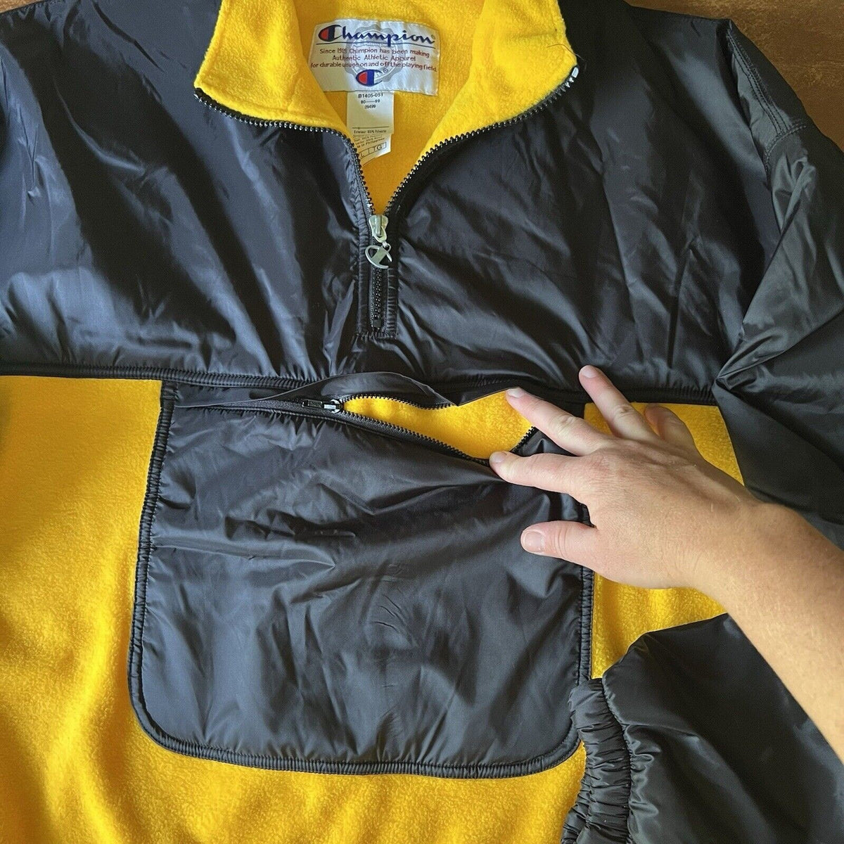 Vintage Yellow Black Champion Fleece Jacket Size XL Mountaineers Kangaroo Pouch