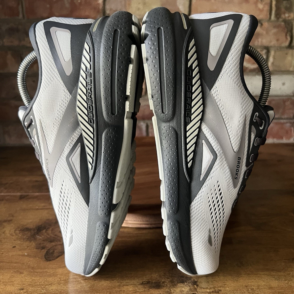 Brooks Adrenaline GTS 23 Supportive Gray Men's 8 4E Running Shoes Sneakers
