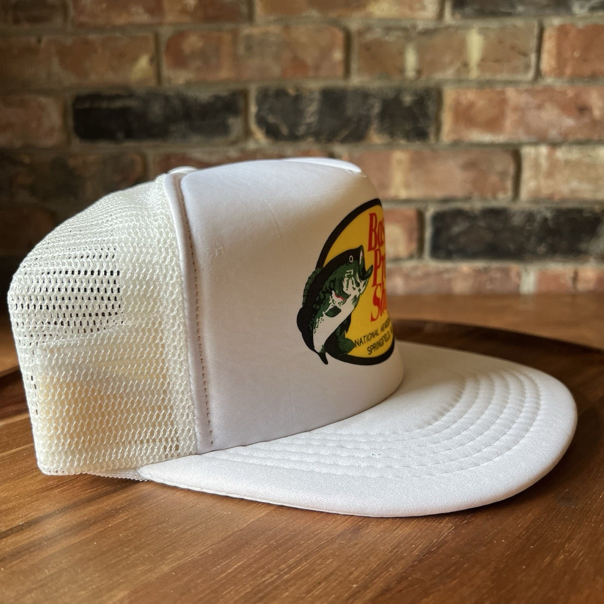 Vintage Bass Pro Shops Fishing Hunting Trucker Hat Snapback Cap White