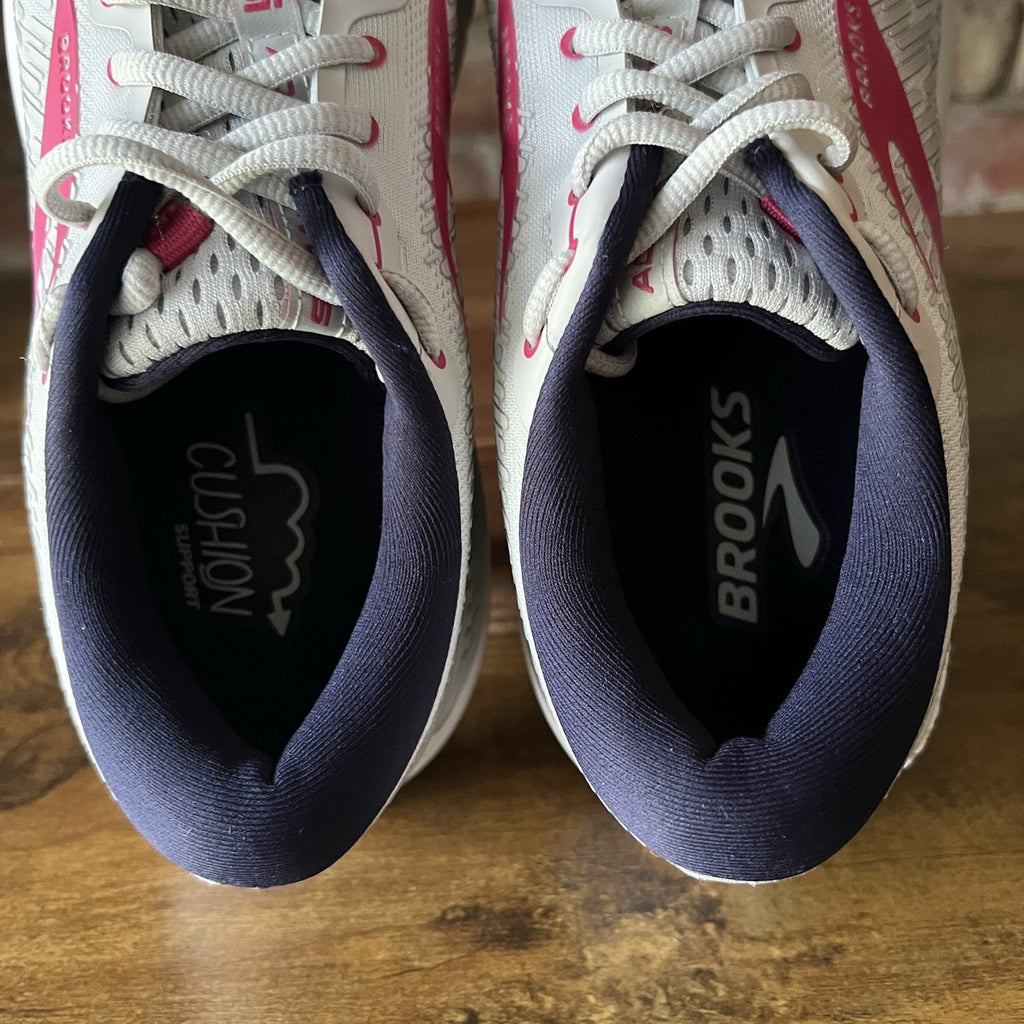 Brooks Addiction GTS 15 Supportive Balanced Running Womens 11 AA Gray Pink Shoes