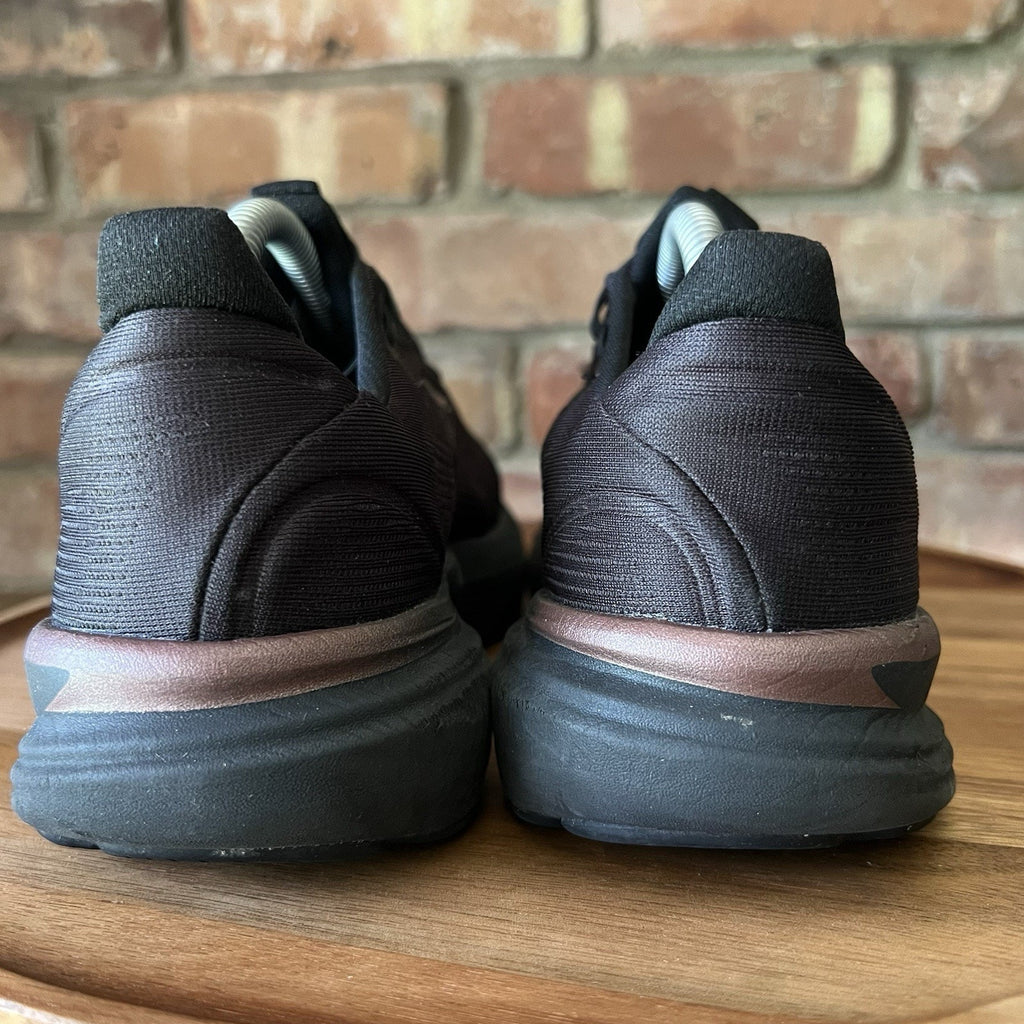 Brooks Revel 8 Women's Size 7 Black Rose Gold Athletic Running Shoes Sneakers