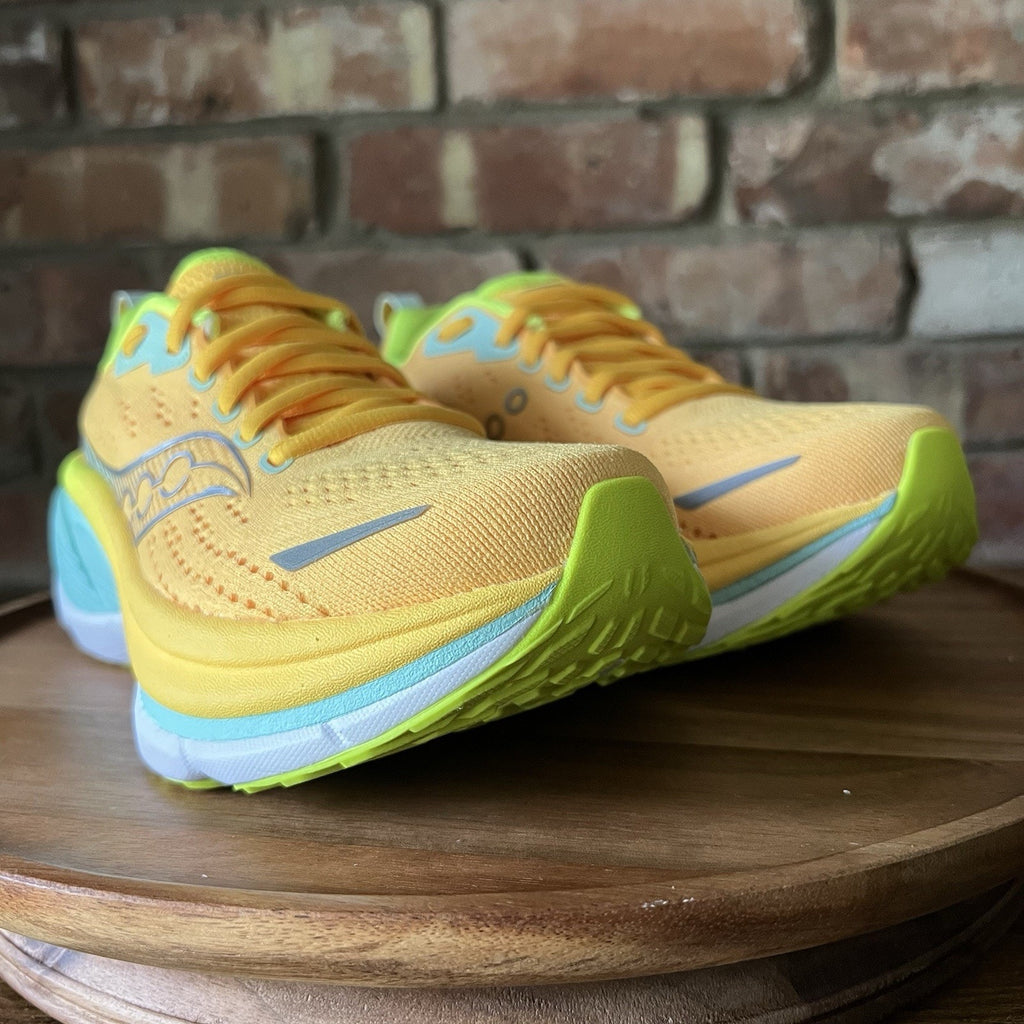 Saucony Hurricane 25 Stability Max Cushion Sunrise Citron Running Shoes Womens 5