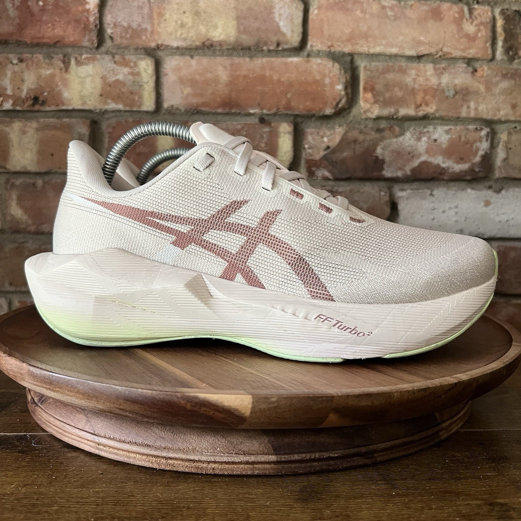 Asics Novablast 6 FF Turbo Max Cushion Rose Dust Running Shoe Sneakers Women 9.5
